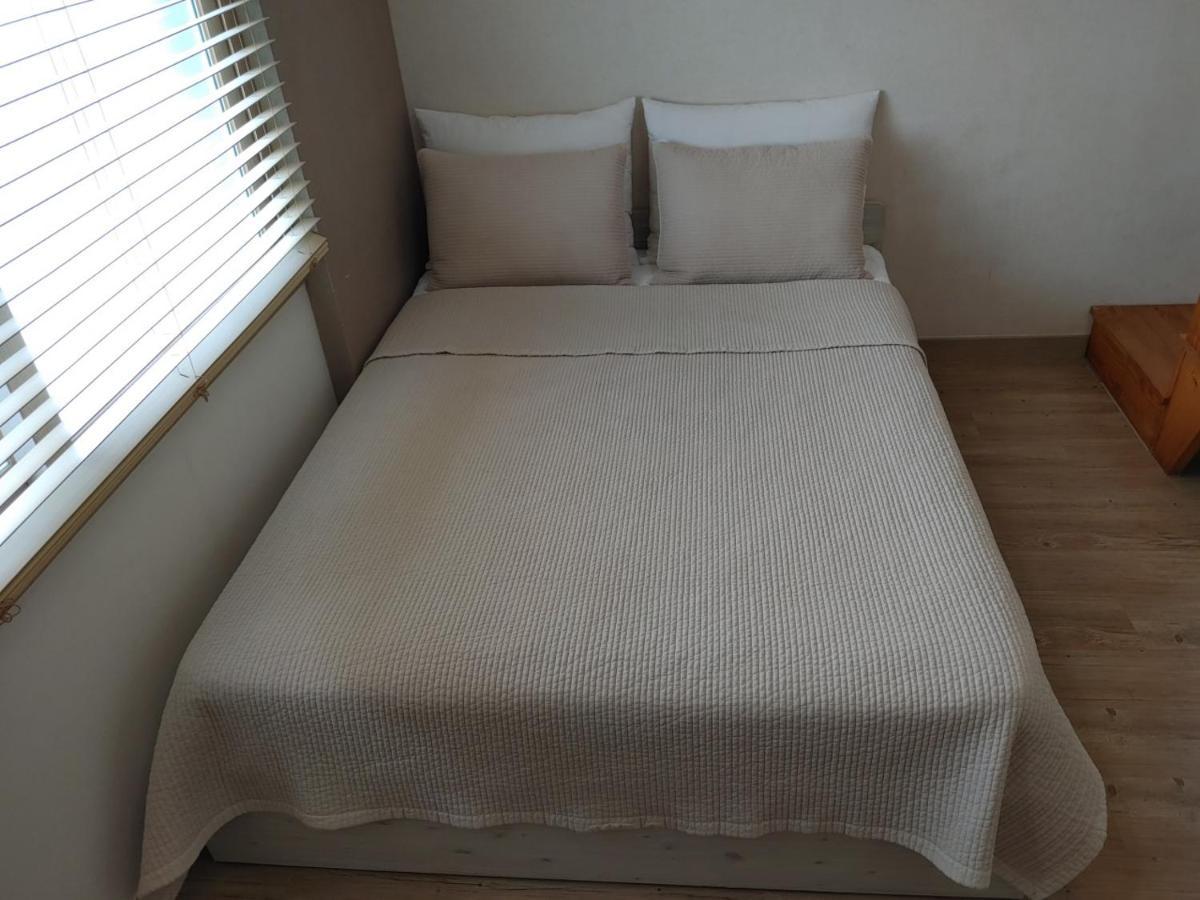Moon Forest Guesthouse Csedzsu Kültér fotó