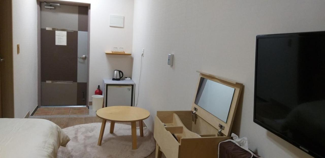 Moon Forest Guesthouse Csedzsu Kültér fotó