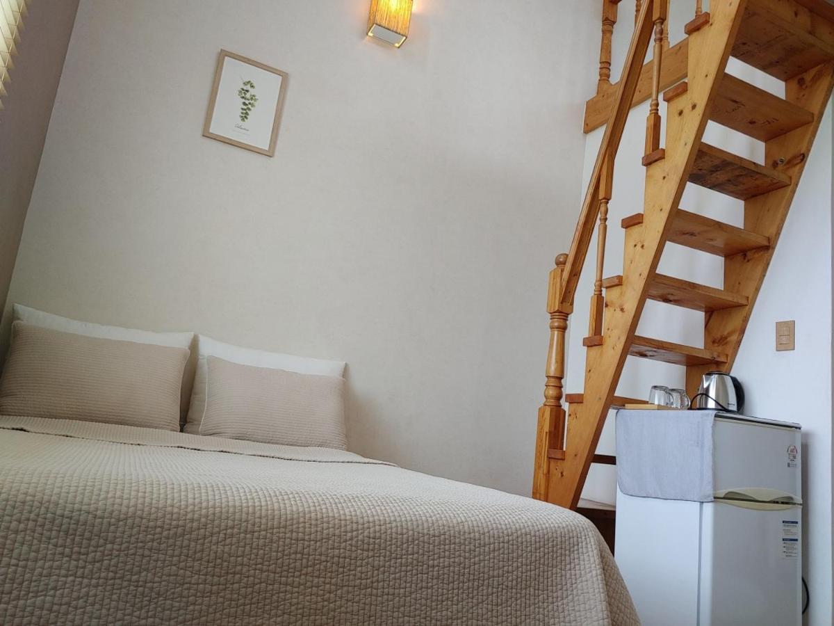 Moon Forest Guesthouse Csedzsu Kültér fotó