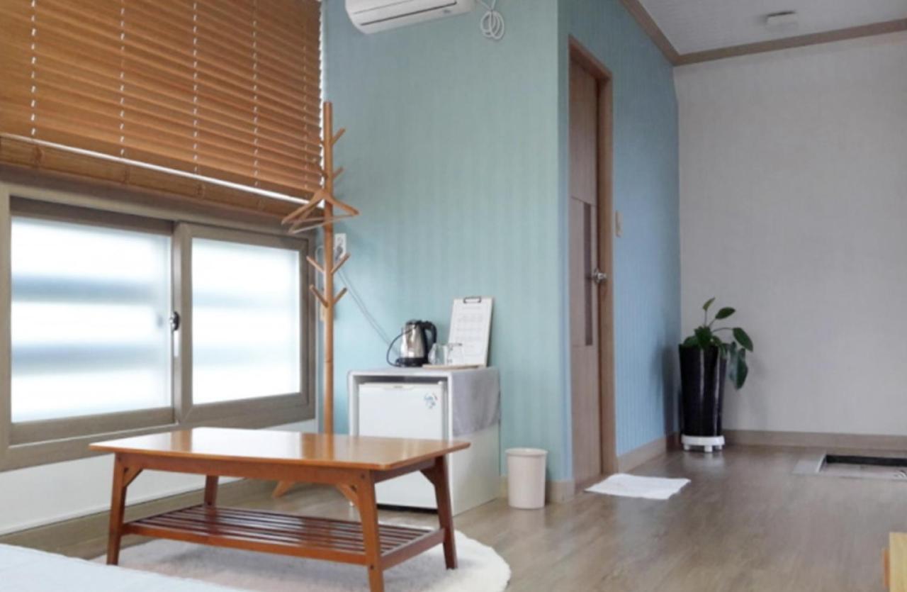 Moon Forest Guesthouse Csedzsu Kültér fotó